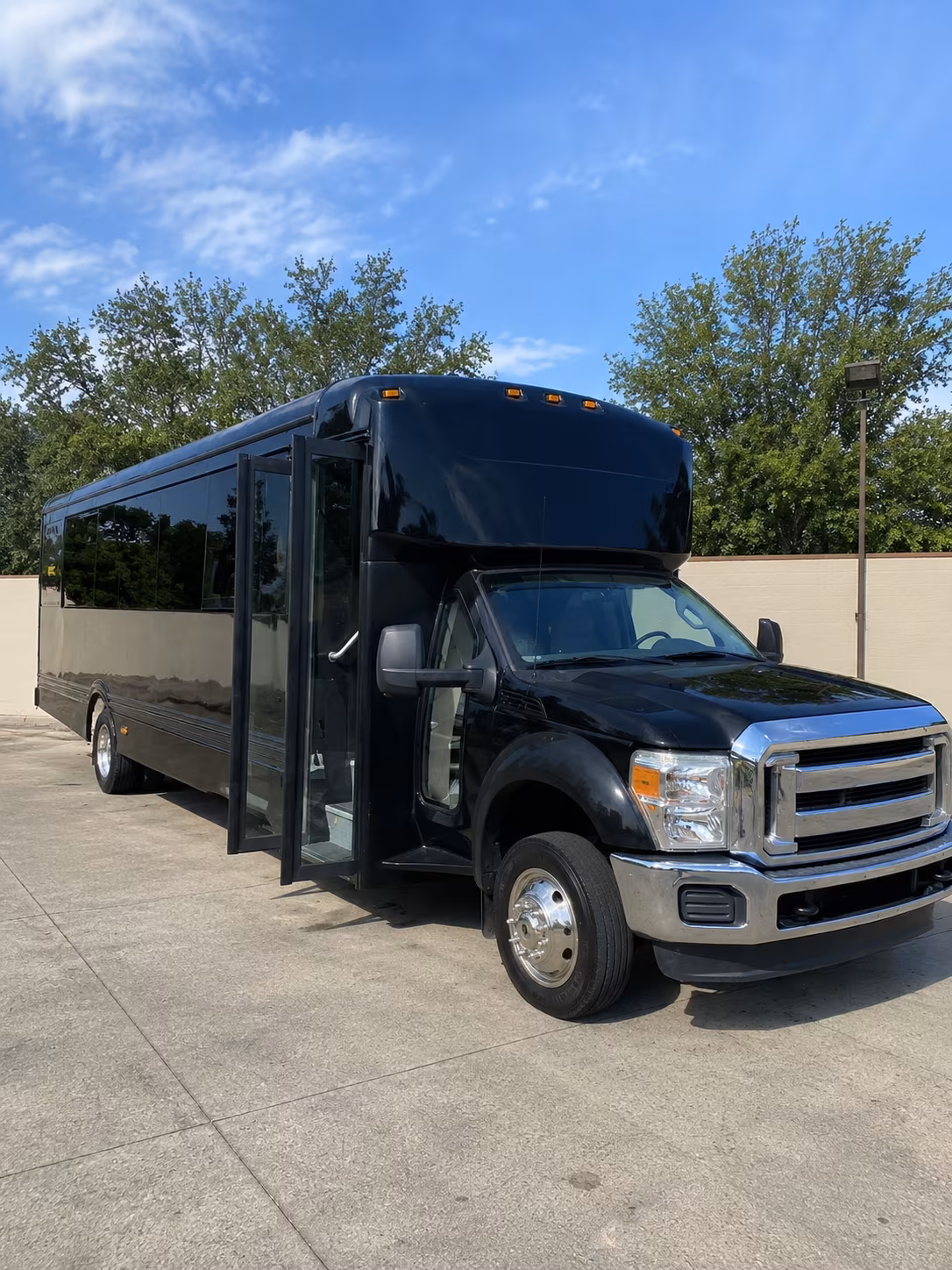 miami beach 20 passenger party bus