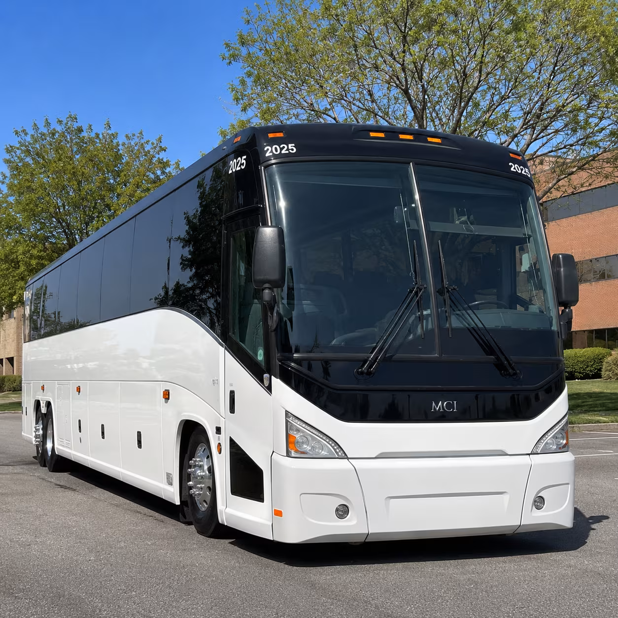 shuttle buses for miami beach s hotel and hospitality workforce