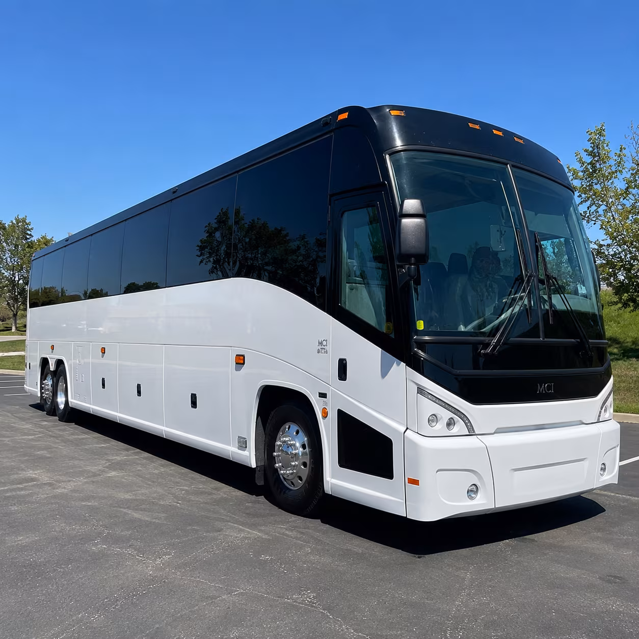 sprinter vans and minibuses for miami beach rehearsal dinners and morning after brunches